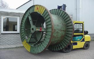 Misverstand postzegel via HKC BV Haspel & Klossen Centrale - Reels/Cable Drums/Kabeltrommeln/Bobines